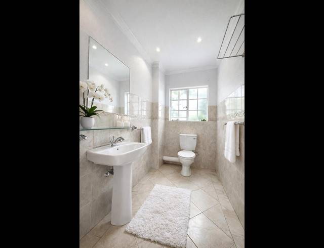 2 BEDROOM DUPLEX FOR SALE IN WATERKLOOF RIDGE